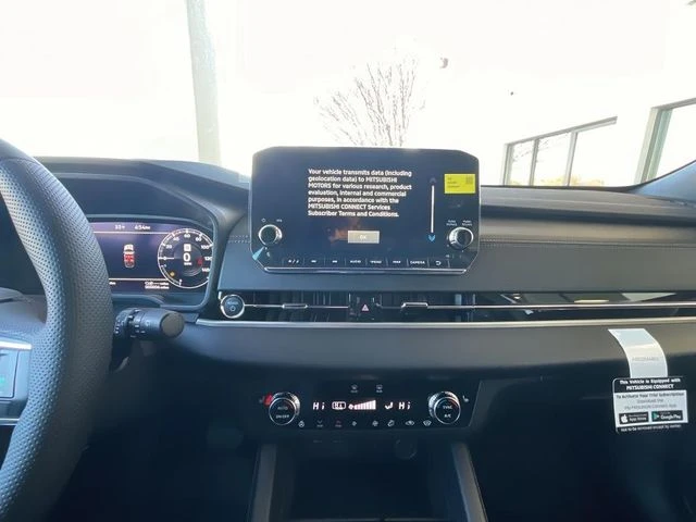 2025 Mitsubishi Outlander Plug-in Hybrid SEL Black Edition - Photo 11