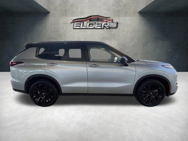 2025 Mitsubishi Outlander Plug-in Hybrid SEL Black Edition - Photo 29