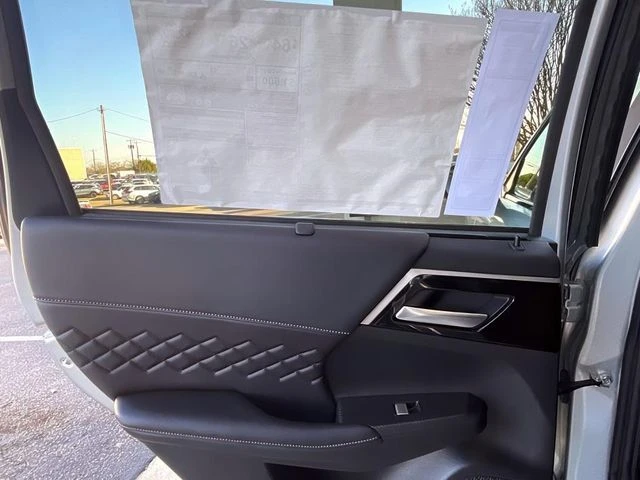2025 Mitsubishi Outlander Plug-in Hybrid SEL Black Edition - Photo 17