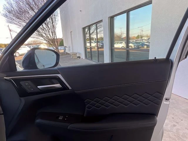 2025 Mitsubishi Outlander Plug-in Hybrid SEL Black Edition - Photo 16
