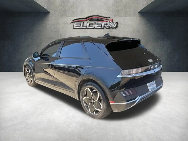 Elder Mitsubishi