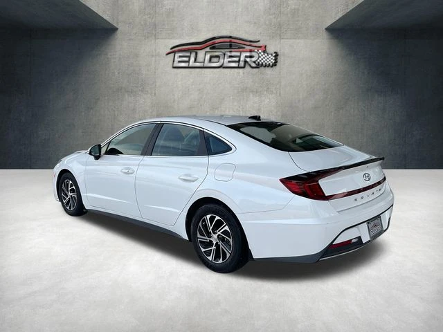 Elder Mitsubishi