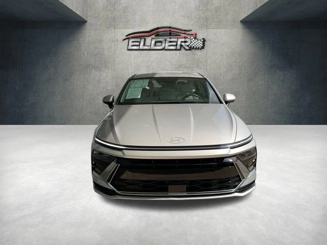 Elder Mitsubishi
