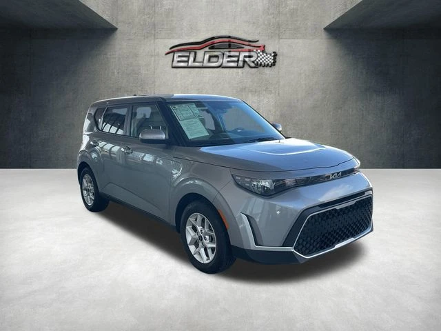Elder Mitsubishi