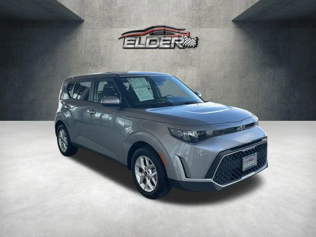 Elder Mitsubishi