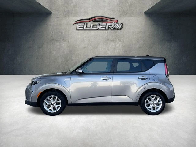Elder Mitsubishi