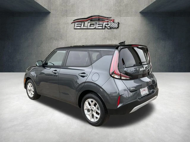 Elder Mitsubishi