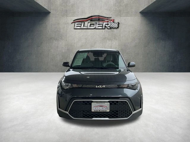 Elder Mitsubishi
