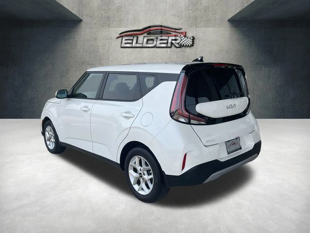 Elder Mitsubishi