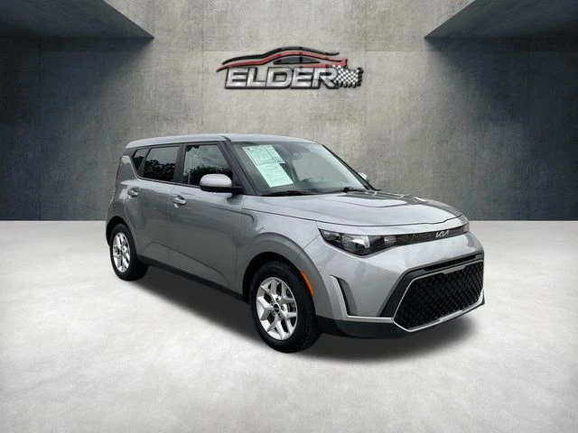 Elder Mitsubishi