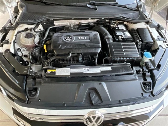 2019 Volkswagen Arteon SEL Premium R-Line photo 4