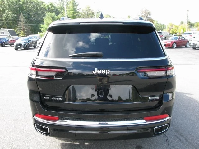 2021 Jeep Grand Cherokee Overland photo 4