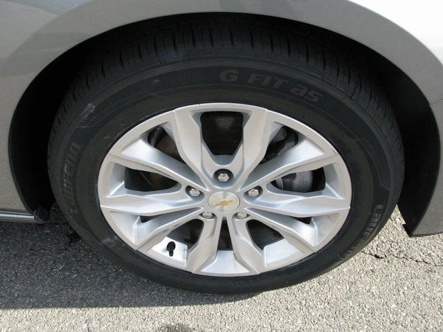 2024 Chevrolet Malibu 1LT - Photo 9