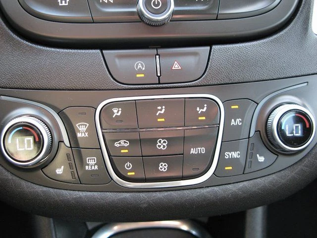 2024 Chevrolet Malibu 1LT - Photo 18