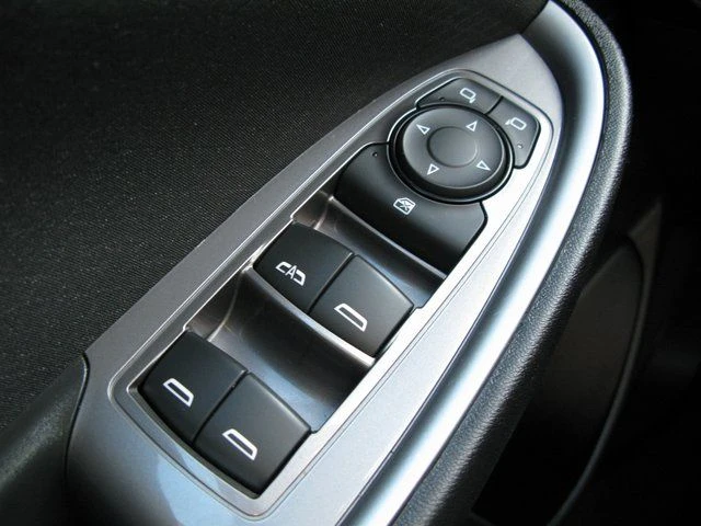 2024 Chevrolet Malibu 1LT - Photo 12