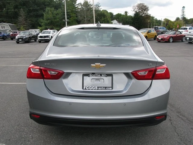 2024 Chevrolet Malibu 1LT photo 5
