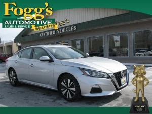 2022 Nissan Altima at Fogg's Automotive in Schenectady, NY