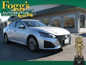 2023 Nissan Altima at Fogg's Automotive in Schenectady, NY