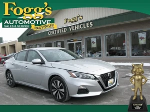 2022 Nissan Altima at Fogg's Automotive in Schenectady, NY