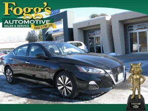 2022 Nissan Altima at Fogg's Automotive in Schenectady, NY