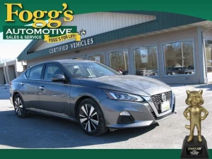 2022 Nissan Altima at Fogg's Automotive in Schenectady, NY