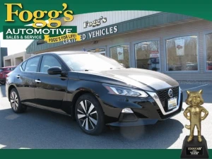 2022 Nissan Altima at Fogg's Automotive in Schenectady, NY