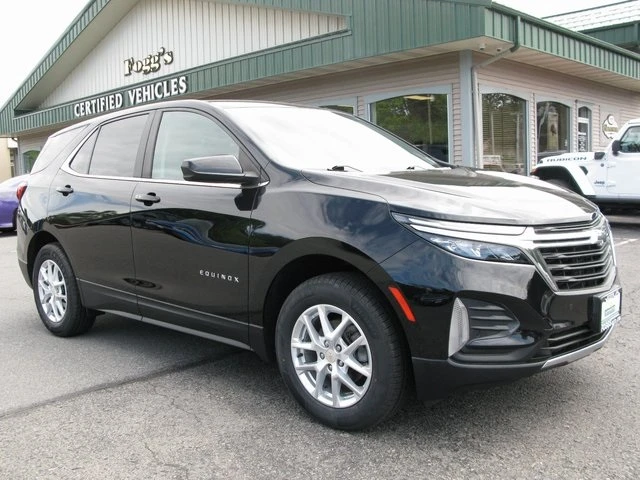 2022 Chevrolet Equinox LT photo 2