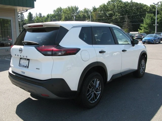 2023 Nissan Rogue S photo 2