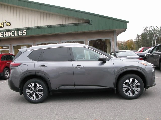 2023 Nissan Rogue SV photo 2