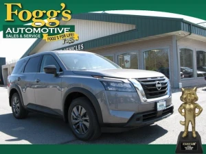 2024 Nissan Pathfinder at Fogg's Automotive in Schenectady, NY