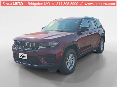 2023 Jeep Grand Cherokee Laredo's photo