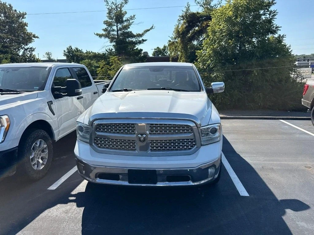 2017 RAM Ram 1500 Pickup Laramie - Photo 9