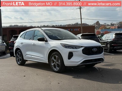 2023 Ford Escape ST-Line's photo