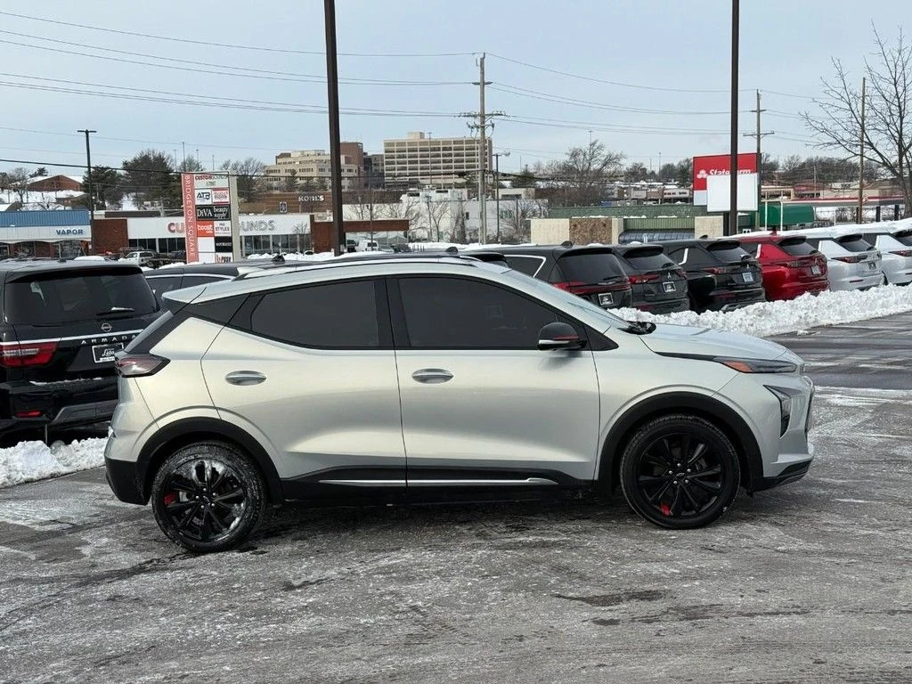 Used 2023 Chevrolet Bolt EUV Premier with VIN 1G1FZ6S03P4118376 for sale in Bridgeton, MO
