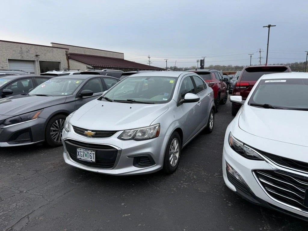 Used 2017 Chevrolet Sonic LT with VIN 1G1JD5SH2H4134918 for sale in Bridgeton, MO