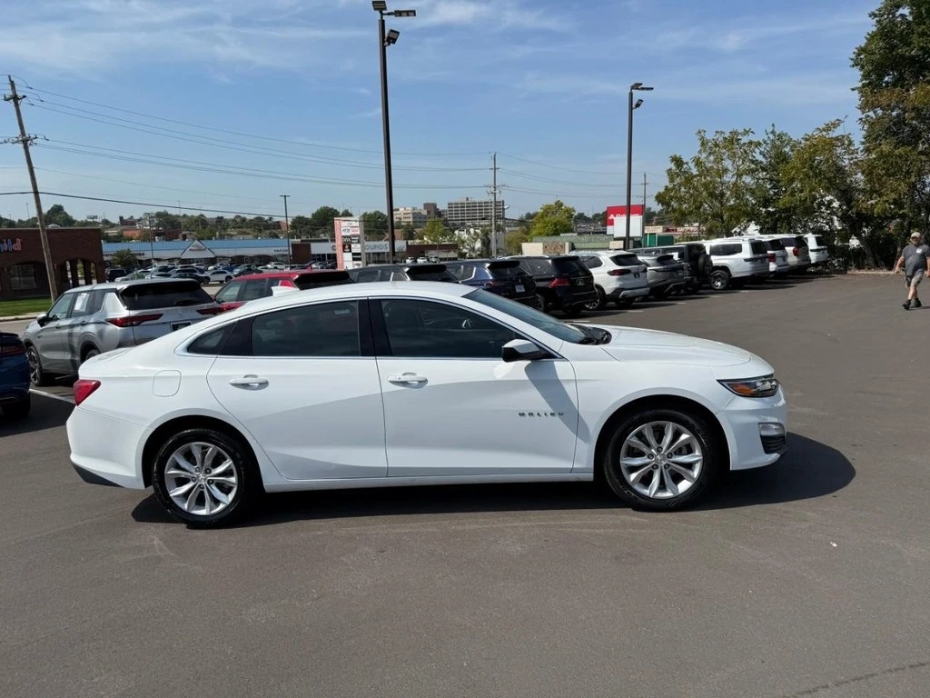 1G1ZD5ST1RF119047
