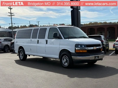 2017 Chevrolet Express Passenger LS