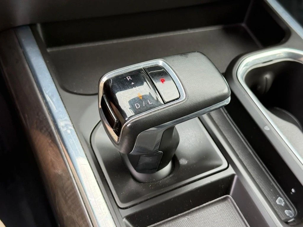 2024 Chevrolet Silverado 1500 LTZ - Photo 20