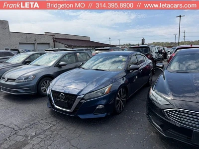 2022 Nissan Altima SR