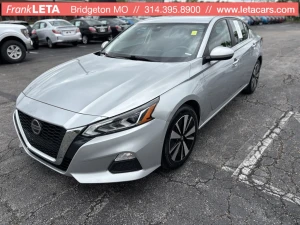 2022 Nissan Altima at Frank Leta Automotive Outlet in Bridgeton, MO