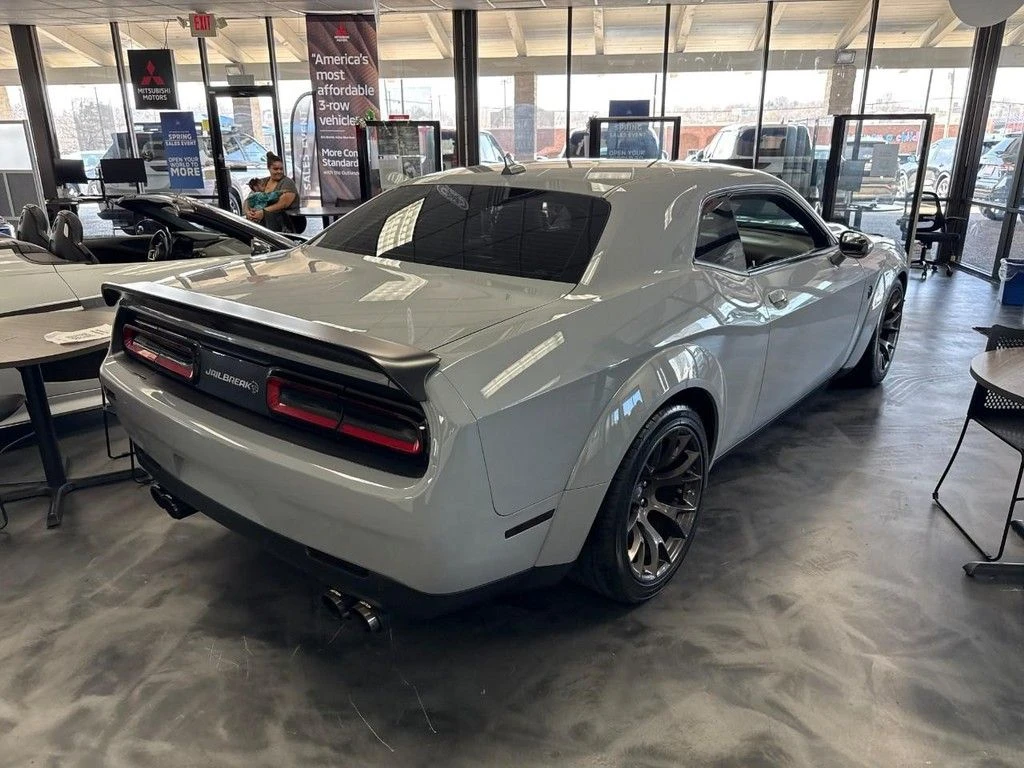 2022 Dodge Challenger SRT Hellcat Redeye WD Jailbreak Auto's photo