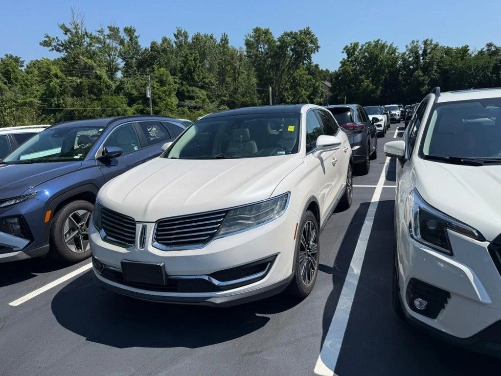 Used 2017 Lincoln MKX Black Label with VIN 2LMPJ7JR5HBL24346 for sale in Bridgeton, MO