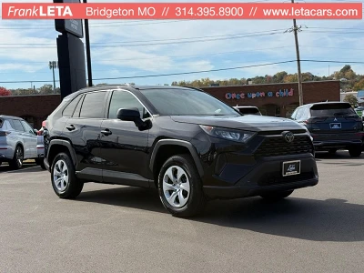2020 Toyota RAV4 LE