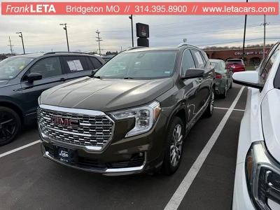 2023 GMC Terrain Denali's photo