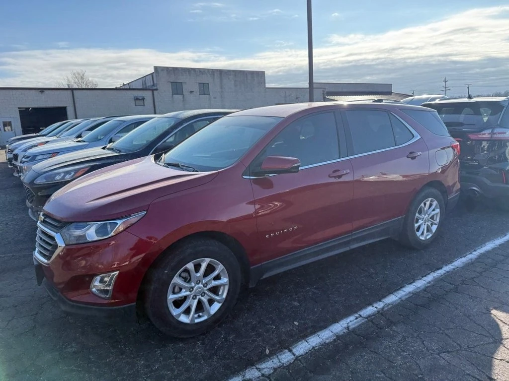 Used 2018 Chevrolet Equinox LT with VIN 3GNAXJEV4JS644824 for sale in Bridgeton, MO