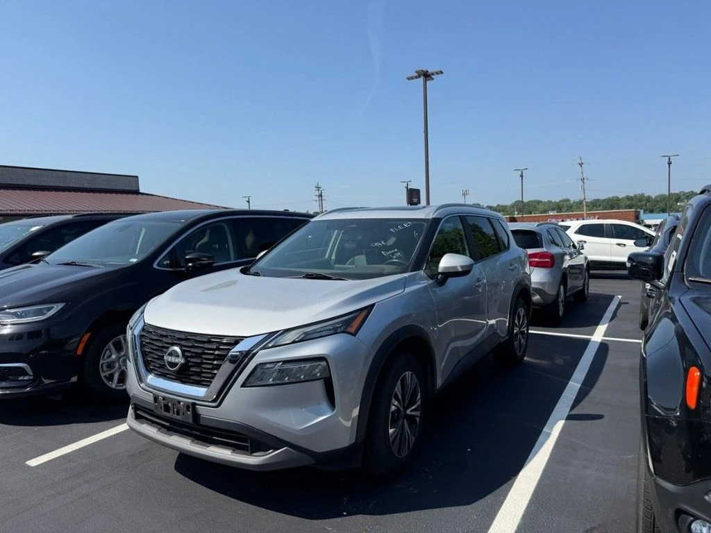 2023 Nissan Rogue SV AWD's photo