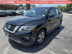 2020 Nissan Pathfinder at Frank Leta Automotive Outlet in Bridgeton, MO