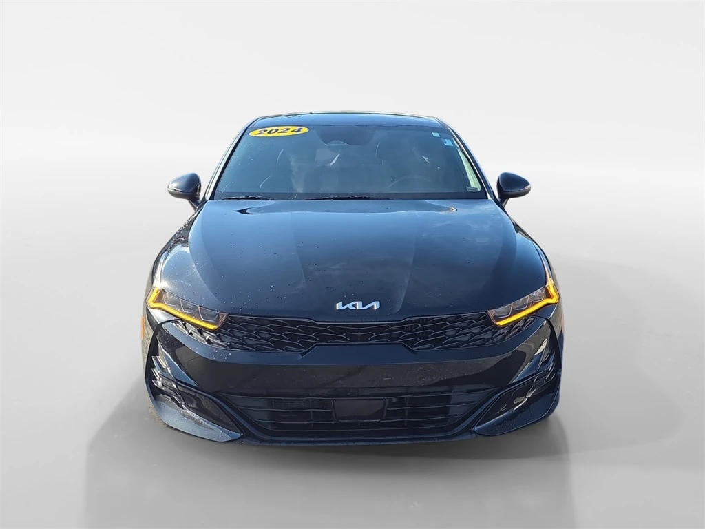 2024 Kia K5 GT-Line photo 4