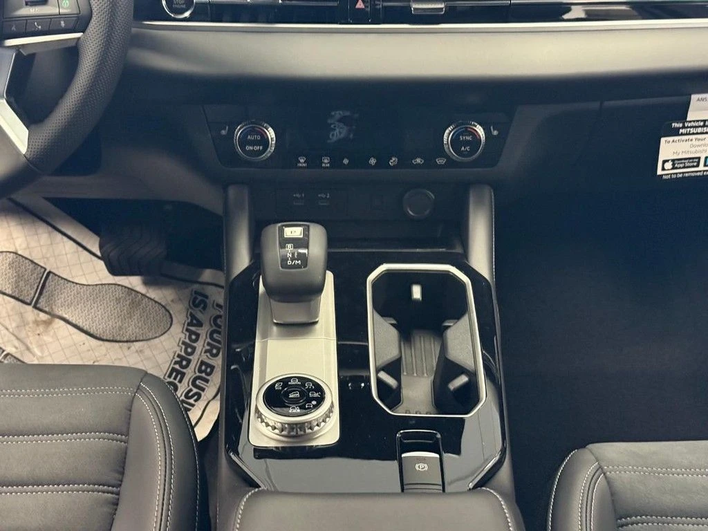 2025 Mitsubishi Outlander Trail Edition - Photo 8