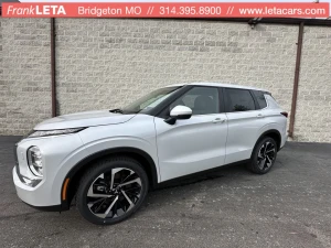 2024 Mitsubishi Outlander at Frank Leta Automotive Outlet in Bridgeton, MO